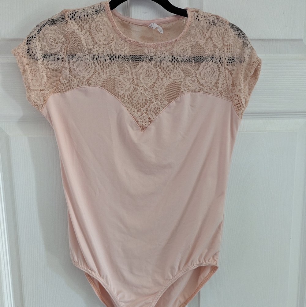 Lace Cap Sleeve Bodysuit - Pale Peach